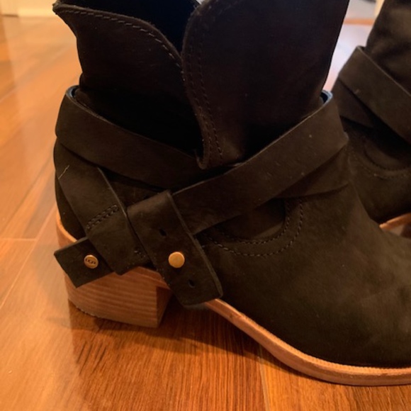 UGG Elora Ankle booties - Picture 7 of 8